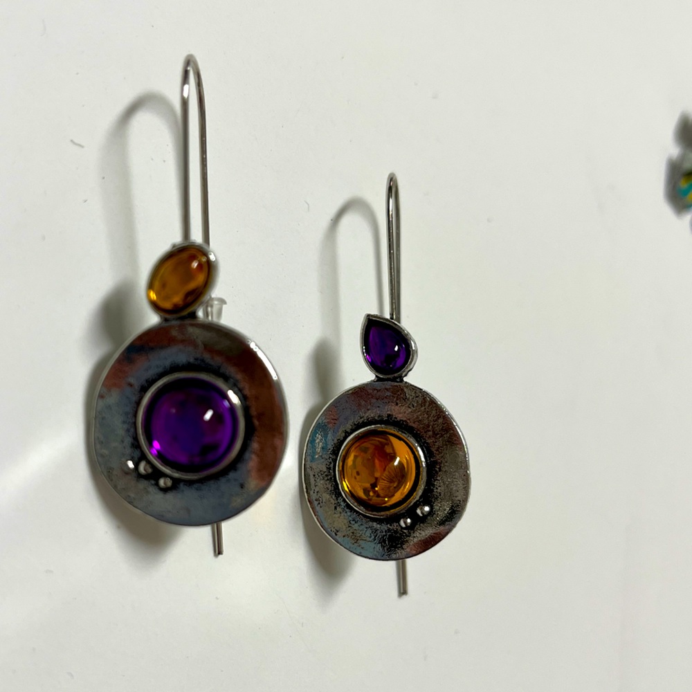 Earrings Dangle NIP  Unique purple and yellow stone silver tone. 2” x .80” - Picture 3 of 9